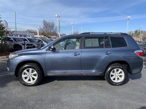 2012 Toyota Highlander SE