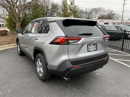 2025 Toyota RAV4 Hybrid XLE