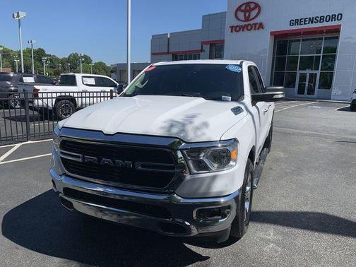 Bright White Clearcoat 2020 RAM 1500 Big Horn/Lone Star