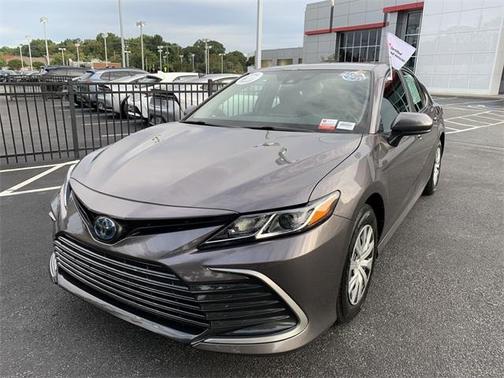 2023 Toyota Camry Hybrid LE