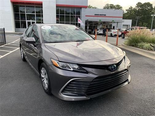 2023 Toyota Camry Hybrid LE