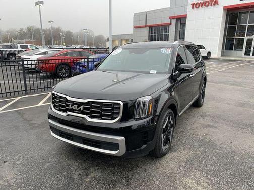 2023 Kia Telluride S