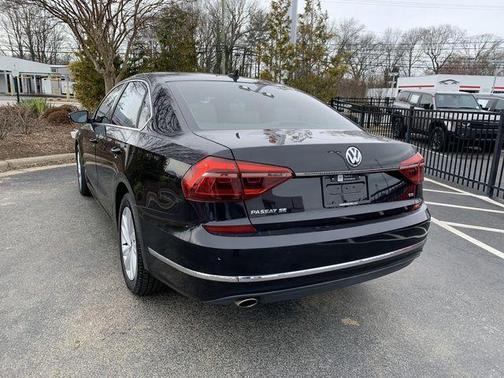 2018 Volkswagen Passat 2.0T SE