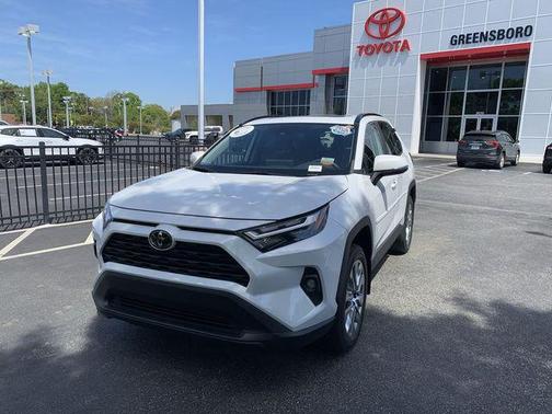 Wind Chill Pearl 2023 Toyota RAV4 XLE Premium