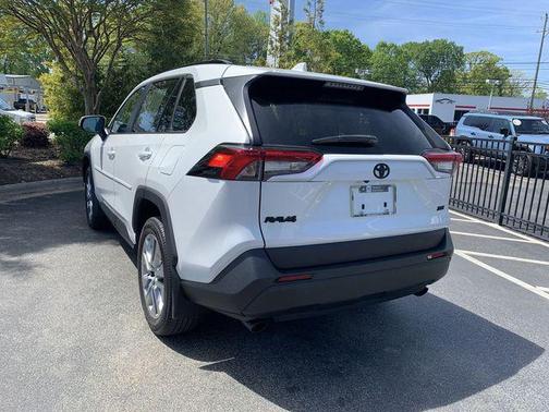 Wind Chill Pearl 2023 Toyota RAV4 XLE Premium