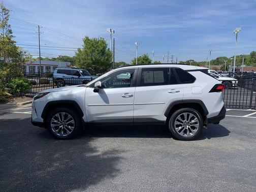 Wind Chill Pearl 2023 Toyota RAV4 XLE Premium