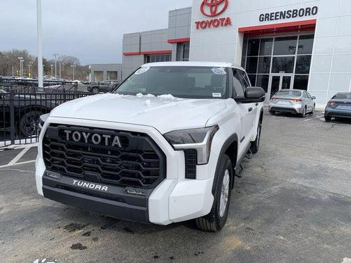 Ice 2023 Toyota Tundra SR5