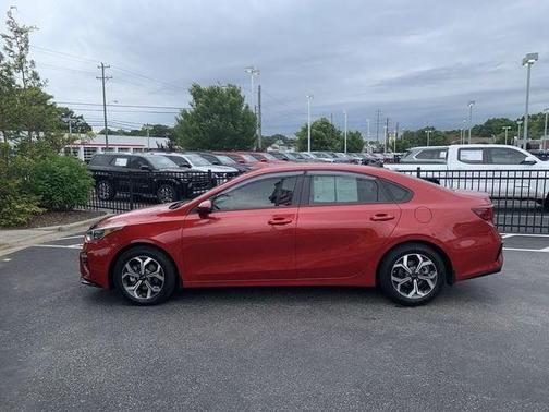 Currant Red 2019 Kia Forte LXS