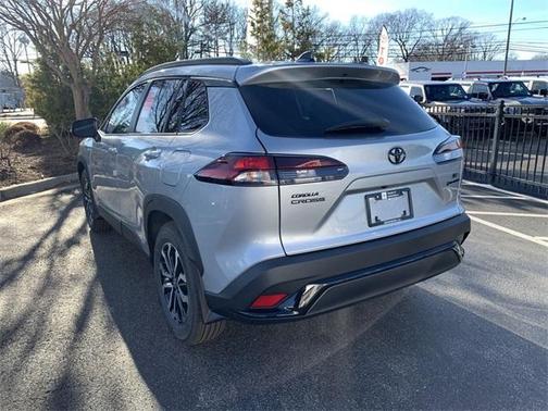 2026 Toyota Corolla Cross Hybrid SE