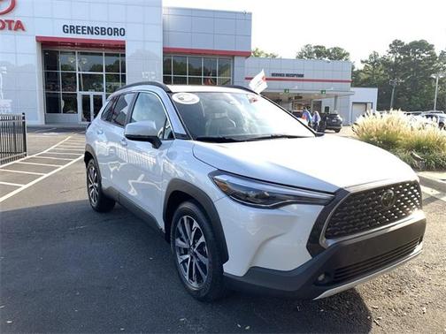 2023 Toyota Corolla Cross XLE