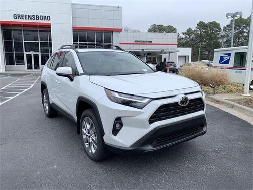 2025 Toyota RAV4 XLE Premium