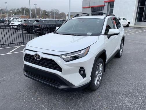 2025 Toyota RAV4 XLE Premium