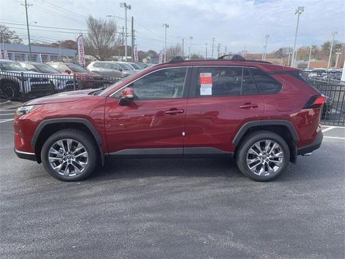 2025 Toyota RAV4 XLE Premium