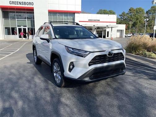 2025 Toyota RAV4 XLE Premium
