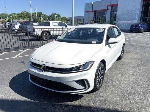 Pure White 2025 Volkswagen Jetta 1.5T S