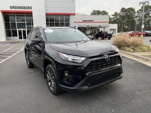 2024 Toyota RAV4 Hybrid XLE Premium
