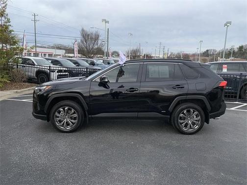 2024 Toyota RAV4 Hybrid XLE Premium