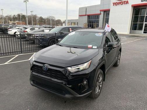 2024 Toyota RAV4 Hybrid XLE Premium