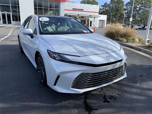 2025 Toyota Camry XLE