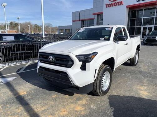 2025 Toyota Tacoma SR