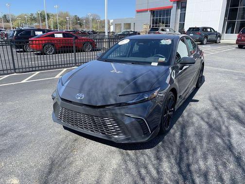 Underground 2025 Toyota Camry SE