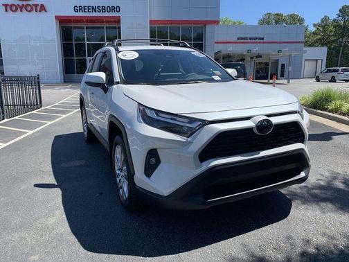 Wind Chill Pearl 2025 Toyota RAV4 XLE Premium