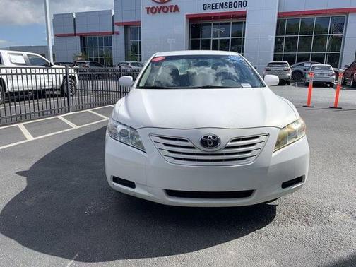Super White 2009 Toyota Camry LE