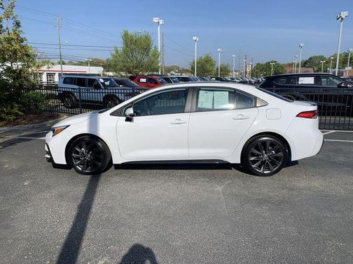 Ice 2025 Toyota Corolla SE