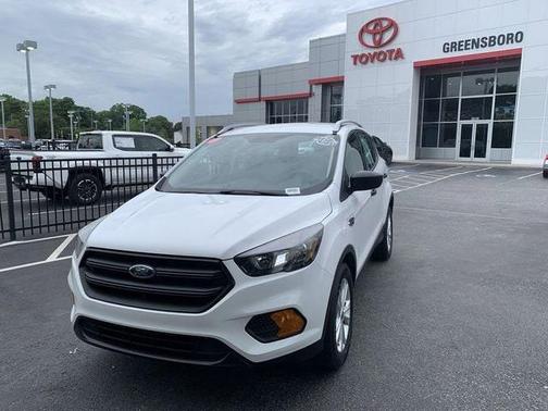 Oxford White 2019 Ford Escape S