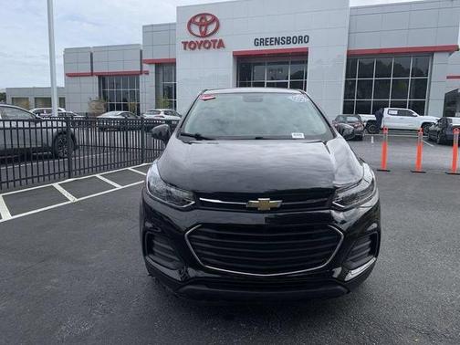 Mosaic Black Metallic 2020 Chevrolet Trax LS