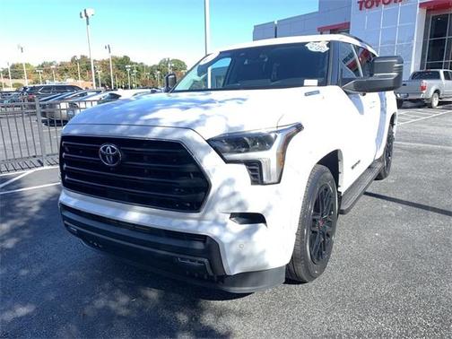 2023 Toyota Sequoia SR5