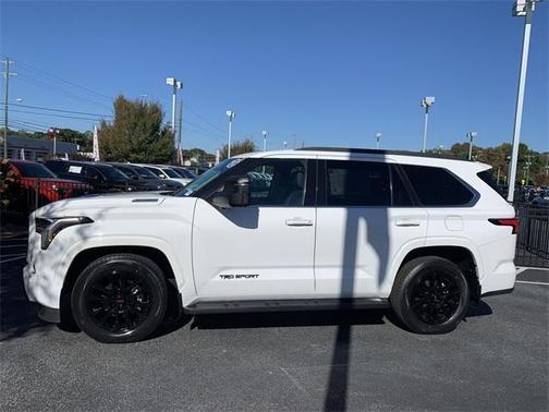 2023 Toyota Sequoia SR5