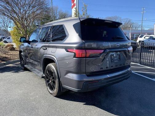 2023 Toyota Sequoia SR5