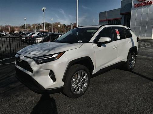 2025 Toyota RAV4 XLE Premium