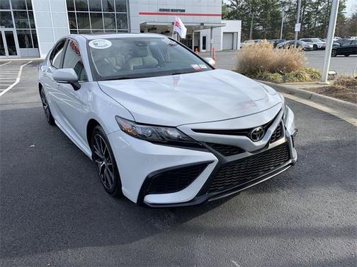 2024 Toyota Camry SE