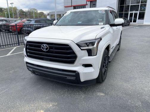 2024 Toyota Sequoia SR5
