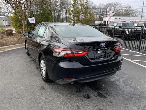 2023 Toyota Camry Hybrid LE