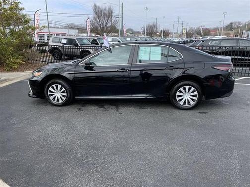 2023 Toyota Camry Hybrid LE