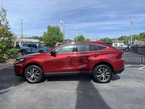 Ruby Flare Pearl 2023 Toyota Venza LE