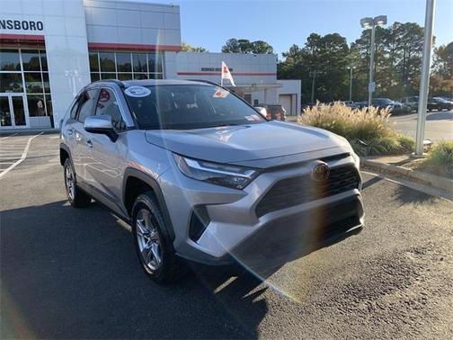 2022 Toyota RAV4 XLE