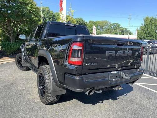 Diamond Black Crystal Pearlcoat 2022 RAM 1500 TRX