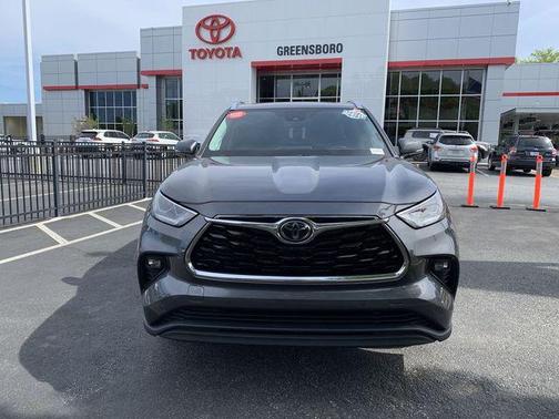 Magnetic Gray Metallic 2020 Toyota Highlander Limited