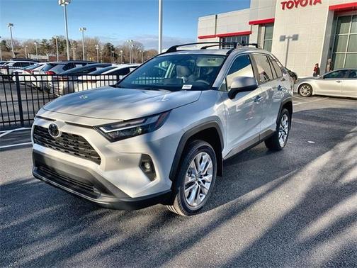 2025 Toyota RAV4 XLE Premium