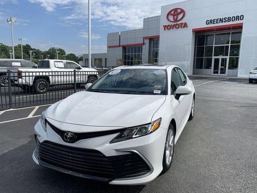 Ice Cap 2024 Toyota Camry LE