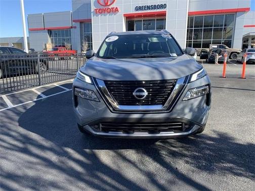 2022 Nissan Rogue SL