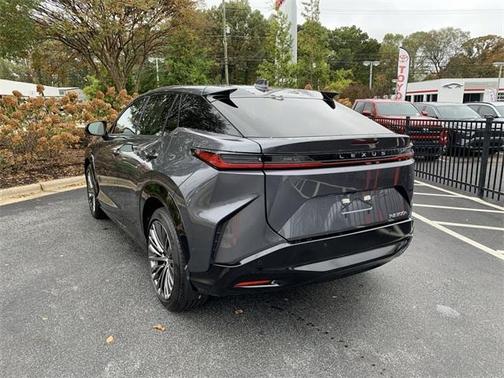 2024 Lexus RZ 300e Luxury