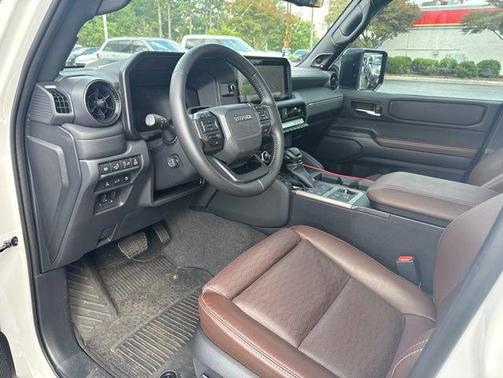 Pearl 2025 Toyota Land Cruiser Base