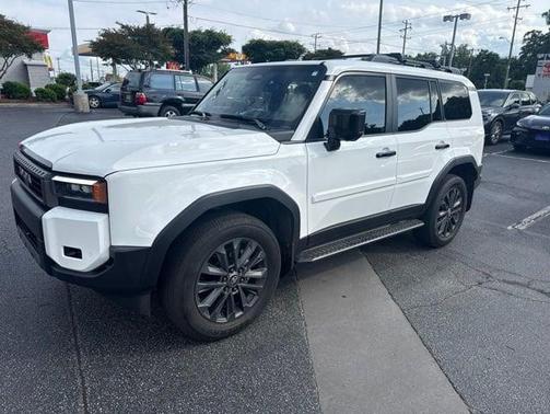 Pearl 2025 Toyota Land Cruiser Base