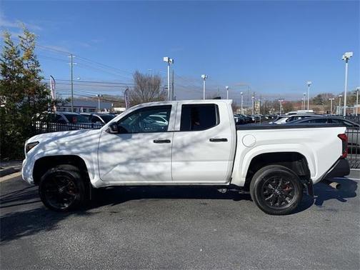 2024 Toyota Tacoma SR