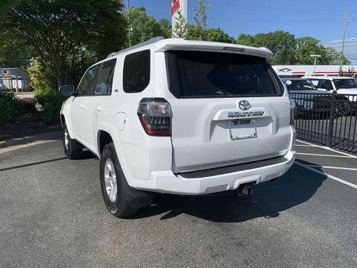 Super White 2018 Toyota 4Runner SR5 Premium